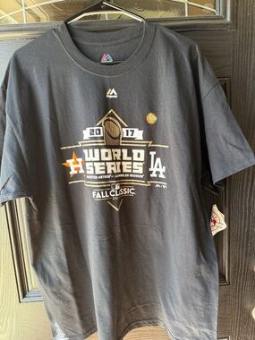 Majestic Black 2017 World Series Graphic T-Shirt